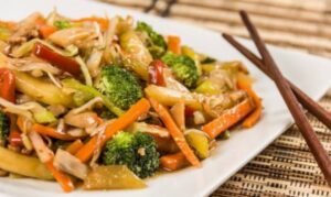 Vegetarian Chop Suey with steamed rice